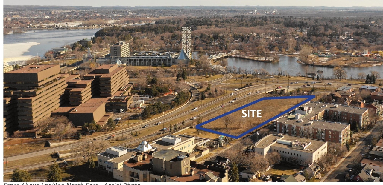 Construction site plan for project from page 2 of the file '2022-03-23 - UDRP Formal Review - D07-12-22-0041'