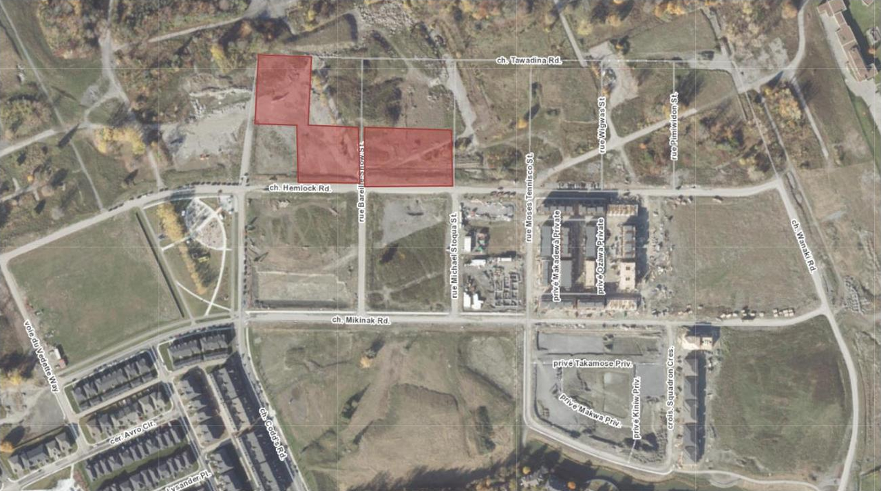 Construction site plan for project from page 4 of the file '2022-08-30 - Design Brief - D07-12-22-0127 (2)'
