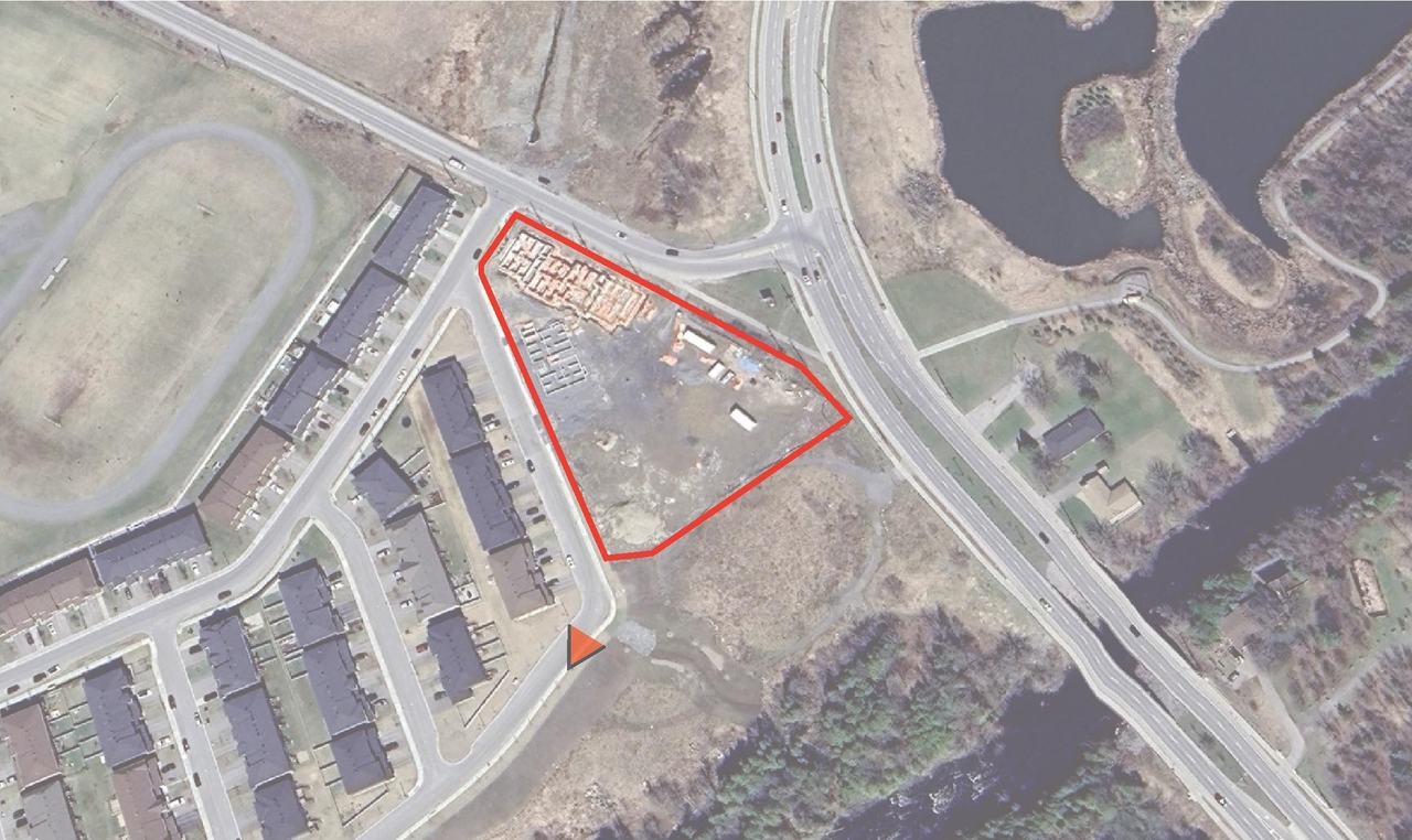 Construction site plan for project from page 22 of the file '2025-05-27 - Urban Design Brief - D07-12-25-0071'